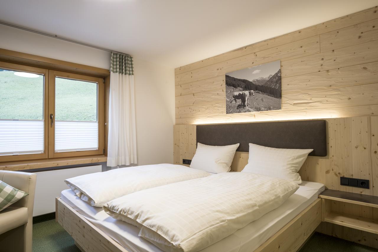 Gaestehaus Tannegg Mittelberg Szoba fotó